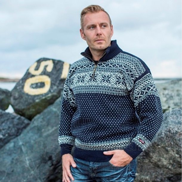Norsk sweater / pullover navy - ren uld